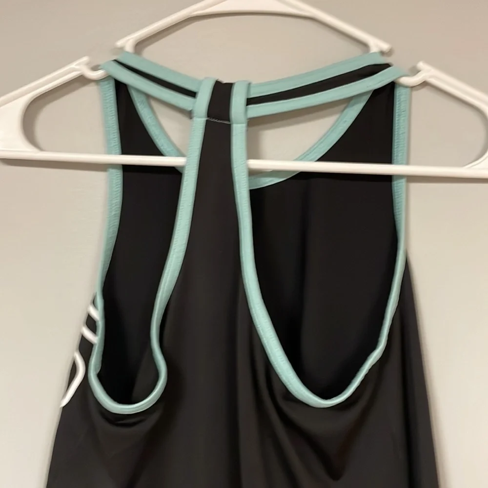 Justice Active razorback tank top, size 10, Great condition!